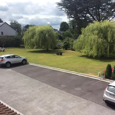 The Gardens Guest לינה וארוחת בוקר