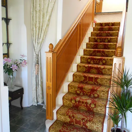 The Gardens Guest Panzió Cill Airne