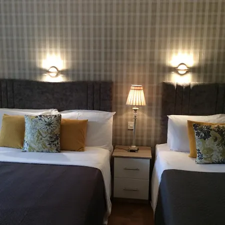 The Gardens Guest Panzió Cill Airne