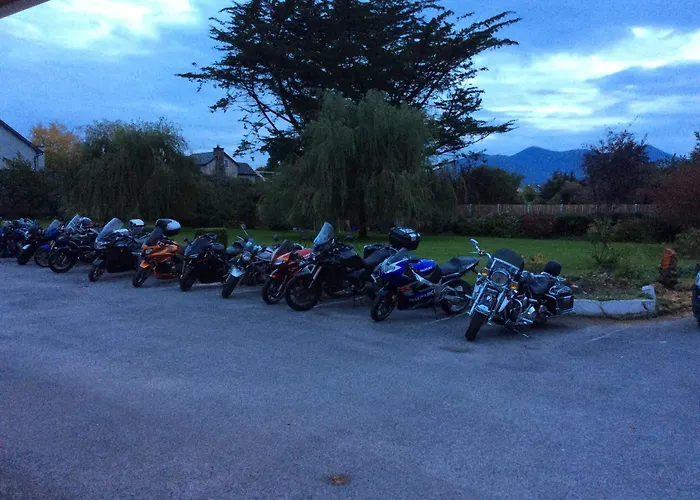 The Gardens Guest Готель типу 